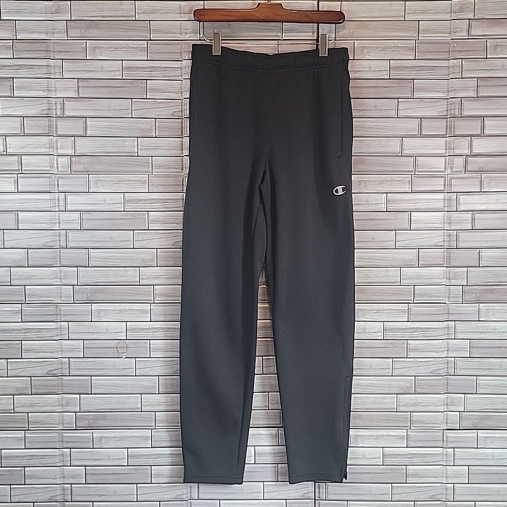 Champion Men's lounge/athletic pants in black Size M